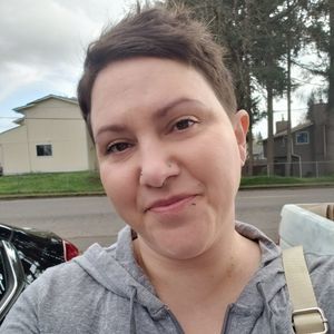 Meet your Posher, Leigh-anne